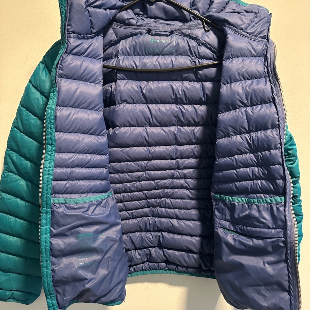 Cotopaxi Women’s Fuego Packable Puffy Jacket with Colorblock Stripe - Picture 3 of 6